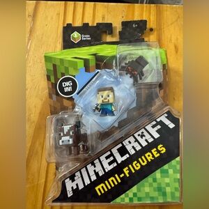 NWT Minecraft Mini-Figures Set